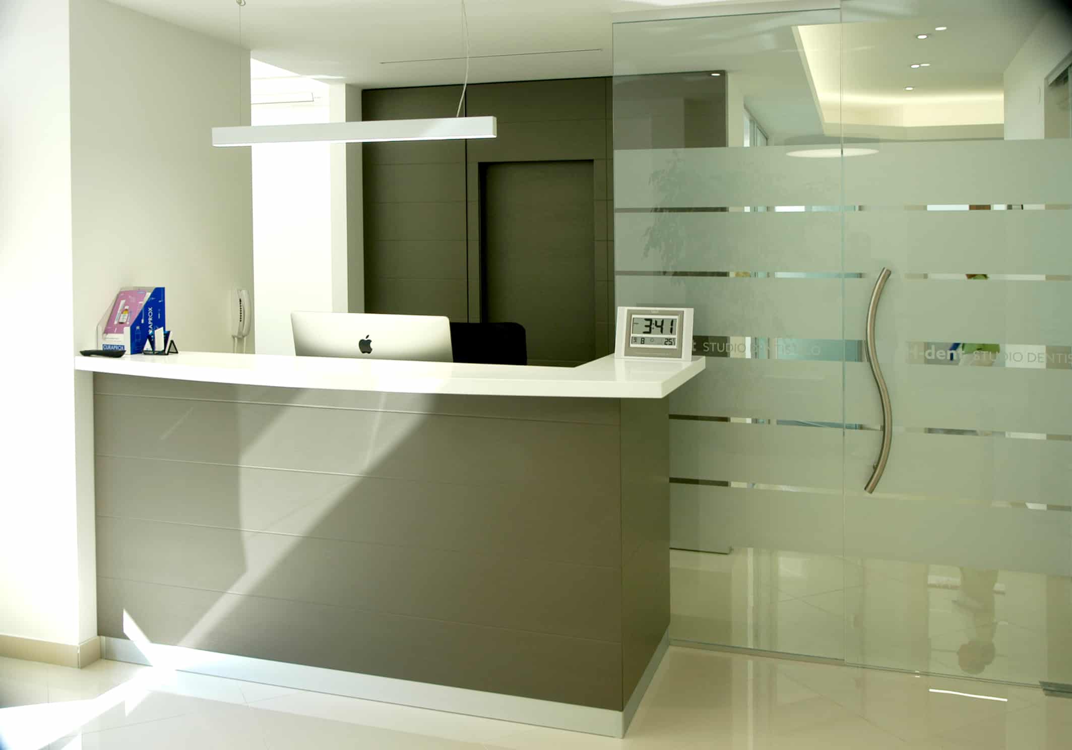 Siva recepcija jasen